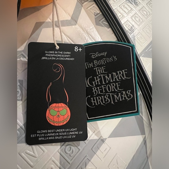 Loungefly exclusive Nightmare Before Christmas Jack Glow Pumpkin Crossbody Bag - Picture 2 of 12